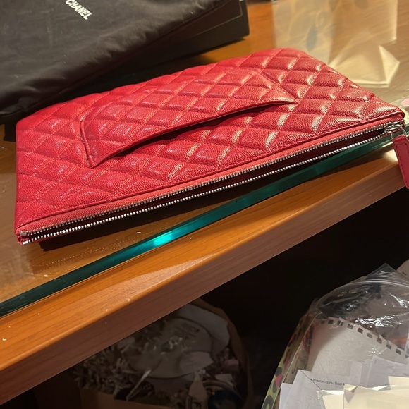 Chanel clutch - Picture 6 of 8